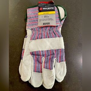 NWT LEATHER WORK GLOVES. Majestic. Men’s size Medium. Gray/Blue/Red.